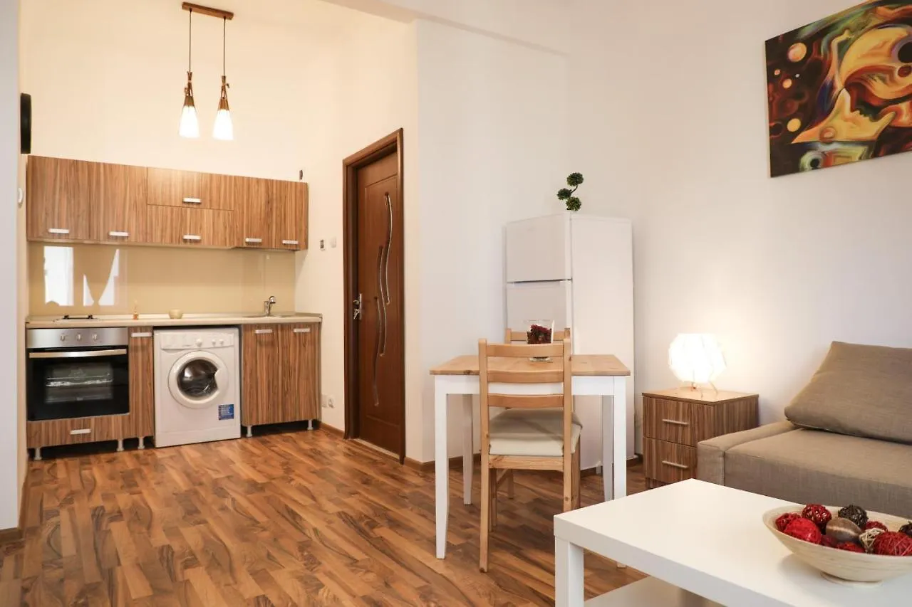Ultracentral Apartament With Balcony - Old Town Bucarest Rumanía